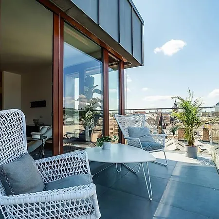 Shiny Rooftop With Free Garage Prague