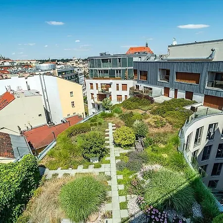 Shiny Rooftop With Free Garage Apartmán Praha