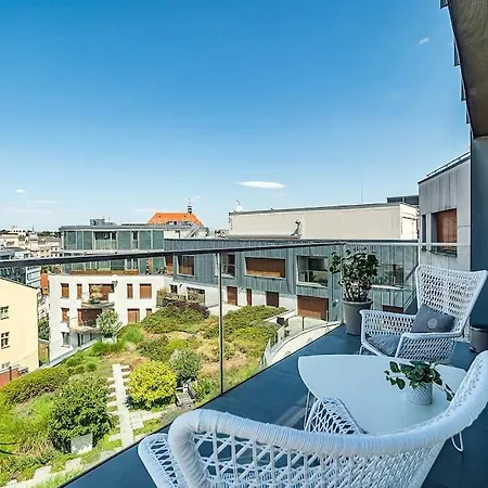 Shiny Rooftop With Free Garage * Praha